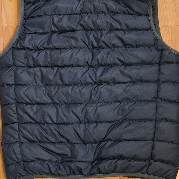 Eddie Bauer Grey vest - Picture 5 of 5